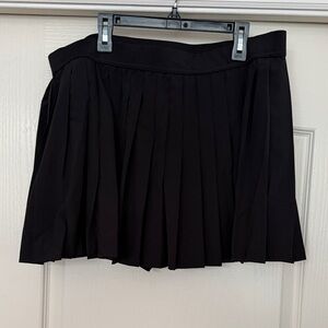No Boundaries Black Pleated Athletic Skort